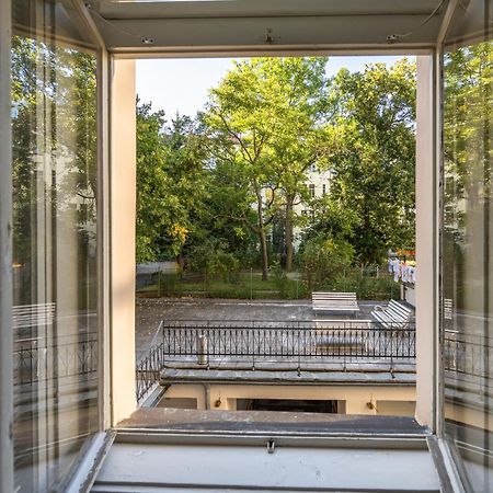 Jiriho Z Podebrad Apartments Prag Exterior foto