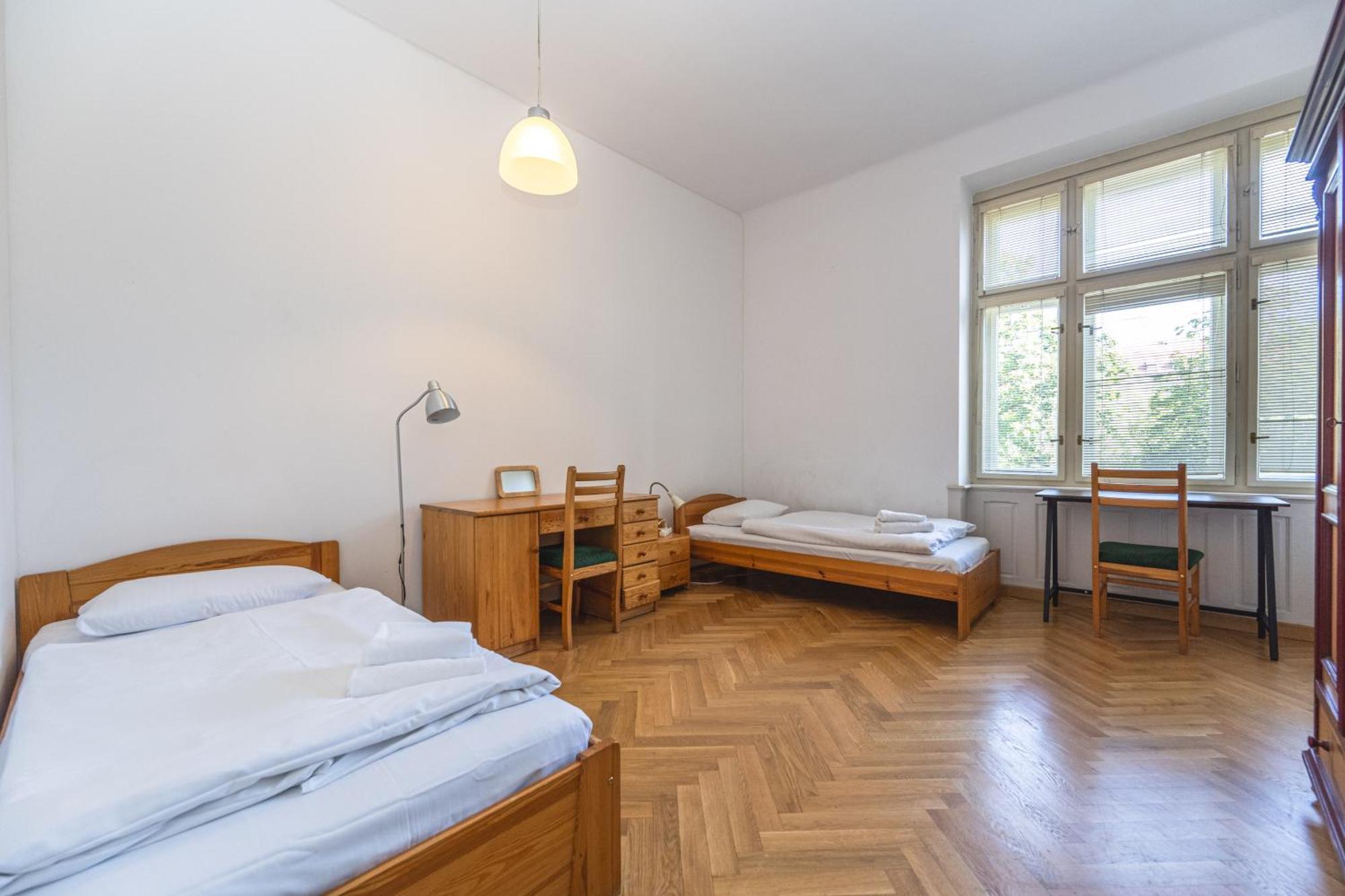 Jiriho Z Podebrad Apartments Prag Exterior foto