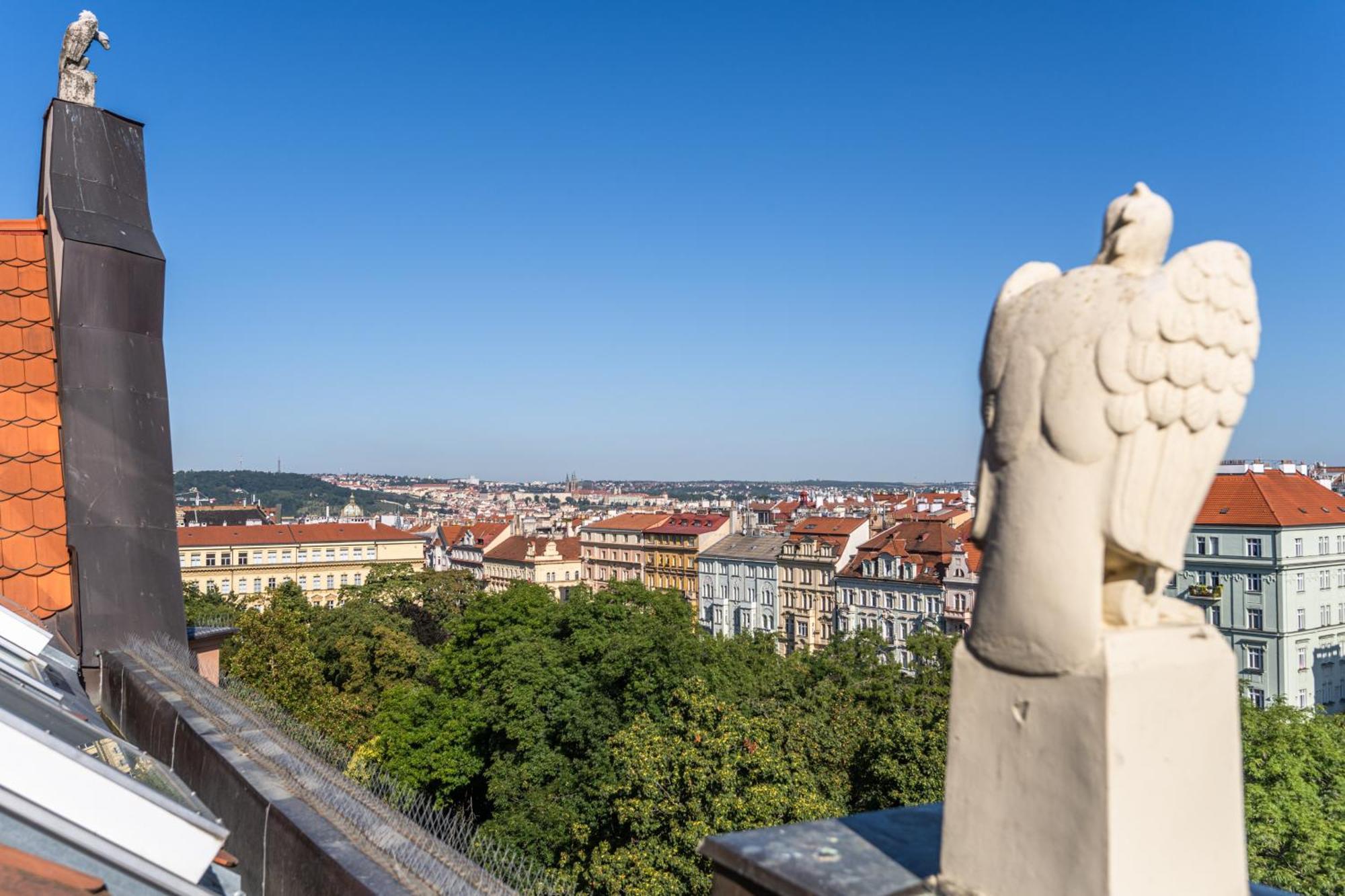 Jiriho Z Podebrad Apartments Prag Exterior foto