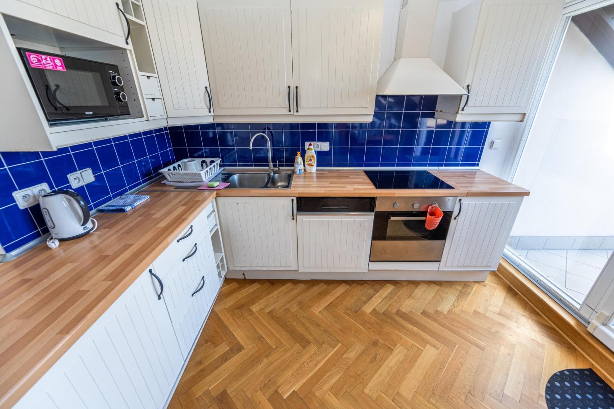 Jiriho Z Podebrad Apartments Prag Exterior foto