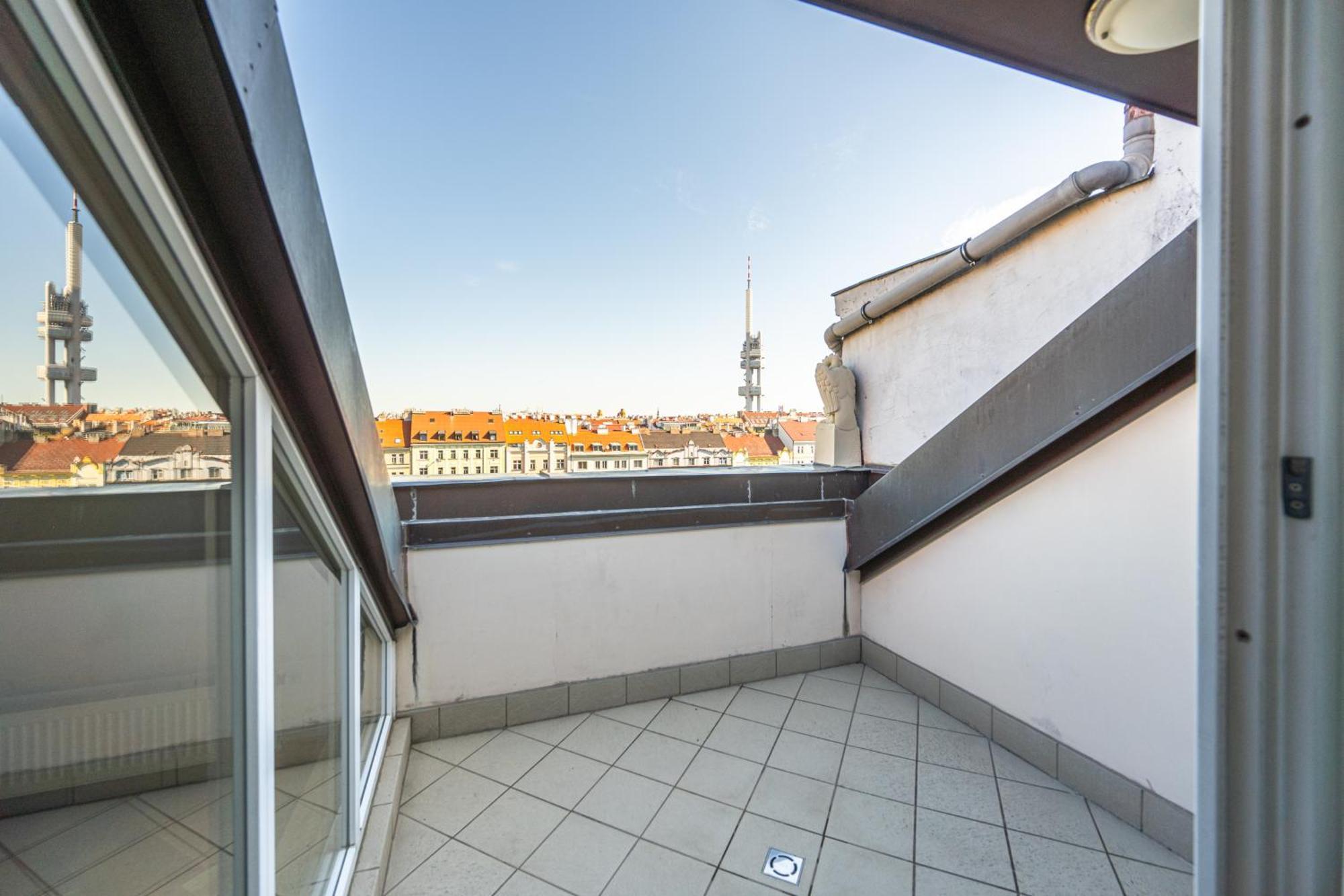 Jiriho Z Podebrad Apartments Prag Exterior foto
